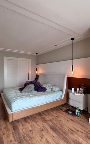 Casa de condomínio à venda com 300m², 5 quartos e 2 vagas Casa de condomínio à venda com 300m², 5 quartos e 2 vagasSuíte 1