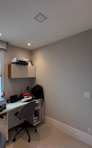 Casa de condomínio à venda com 300m², 5 quartos e 2 vagas Casa de condomínio à venda com 300m², 5 quartos e 2 vagasEscritório