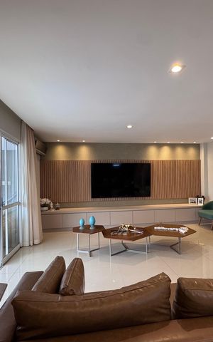 Casa de condomínio à venda com 300m², 5 quartos e 2 vagas Casa de condomínio à venda com 300m², 5 quartos e 2 vagasSala