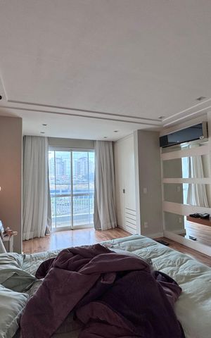 Casa de condomínio à venda com 300m², 5 quartos e 2 vagas Casa de condomínio à venda com 300m², 5 quartos e 2 vagasSuíte 1