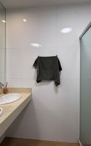 Casa de condomínio à venda com 300m², 5 quartos e 2 vagas