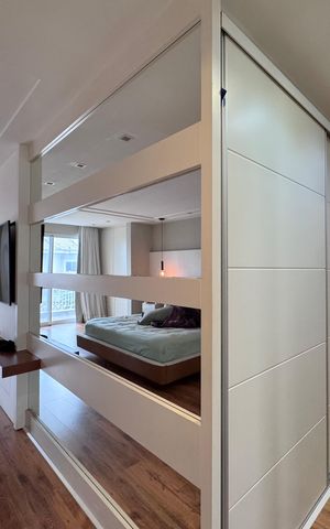 Casa de condomínio à venda com 300m², 5 quartos e 2 vagas Casa de condomínio à venda com 300m², 5 quartos e 2 vagasSuíte 1