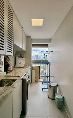 Apartamento à venda com 120m², 3 quartos e 2 vagas Apartamento à venda com 120m², 3 quartos e 2 vagasÁrea de Serviço