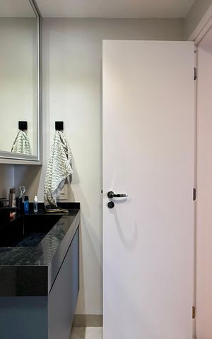 Apartamento à venda com 120m², 3 quartos e 2 vagas Apartamento à venda com 120m², 3 quartos e 2 vagasBanheiro Suíte 1