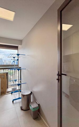 Apartamento à venda com 120m², 3 quartos e 2 vagas Apartamento à venda com 120m², 3 quartos e 2 vagasÁrea de Serviço