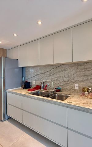 Apartamento à venda com 120m², 3 quartos e 2 vagas Apartamento à venda com 120m², 3 quartos e 2 vagasCozinha