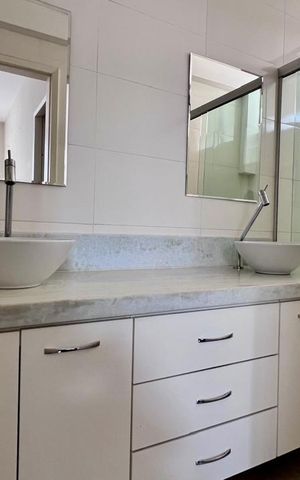 Apartamento à venda com 350m², 4 quartos e 3 vagasbanho