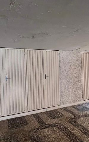 Apartamento à venda com 350m², 4 quartos e 3 vagasbox despejo
