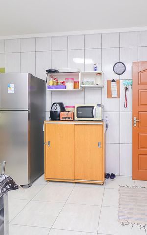 Casa para alugar com 136m², 2 quartos e 2 vagasCozinha