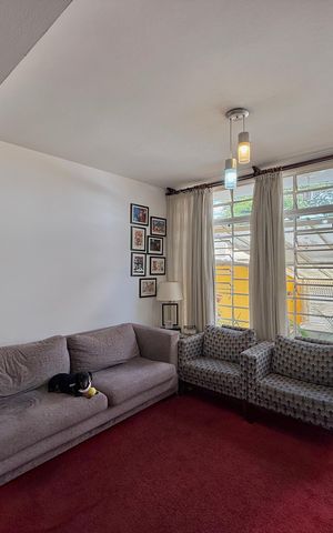 Casa à venda com 90m², 3 quartos e 1 vagaSala
