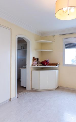 Apartamento à venda com 267m², 3 quartos e 3 vagasSuíte 2