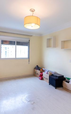Apartamento à venda com 267m², 3 quartos e 3 vagasSuíte 2