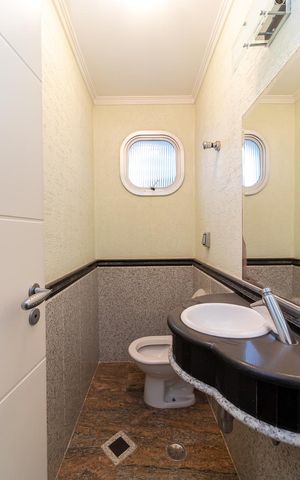 Apartamento à venda com 267m², 3 quartos e 3 vagasLavabo