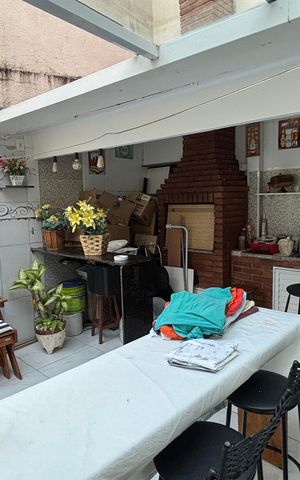 Casa à venda com 175m², 3 quartos e 2 vagas Casa à venda com 175m², 3 quartos e 2 vagasQuintal