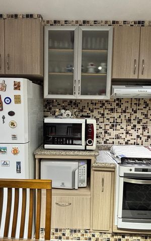 Casa à venda com 175m², 3 quartos e 2 vagas Casa à venda com 175m², 3 quartos e 2 vagasCozinha