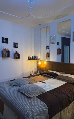 Casa à venda com 175m², 3 quartos e 2 vagas Casa à venda com 175m², 3 quartos e 2 vagasSuite