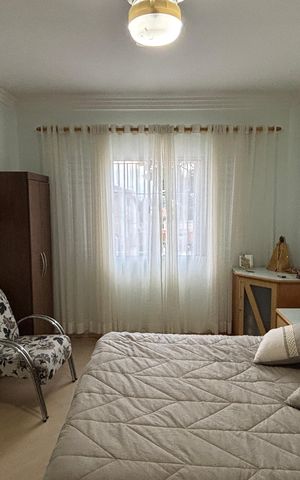 Casa à venda com 175m², 3 quartos e 2 vagas Casa à venda com 175m², 3 quartos e 2 vagasQuarto 1
