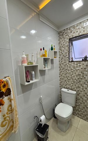 Casa à venda com 175m², 3 quartos e 2 vagas Casa à venda com 175m², 3 quartos e 2 vagasBanheiro da Suíte