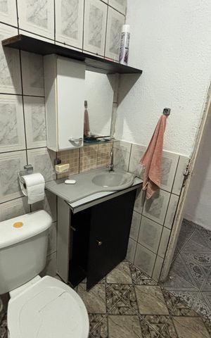 Casa para alugar com 125m², 4 quartos e 2 vagas Casa para alugar com 125m², 4 quartos e 2 vagasBanheiro