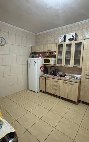 Casa para alugar com 125m², 4 quartos e 2 vagas Casa para alugar com 125m², 4 quartos e 2 vagasCozinha