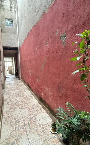 Casa para alugar com 125m², 4 quartos e 2 vagas Casa para alugar com 125m², 4 quartos e 2 vagasCorredor