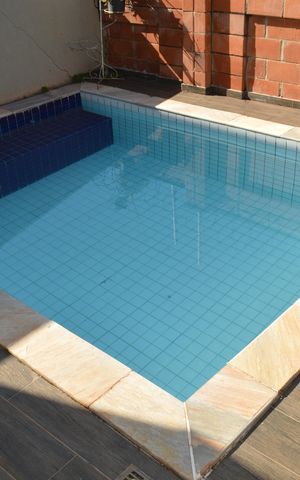 Casa de condomínio para alugar com 300m², 3 quartos e 4 vagasPiscina