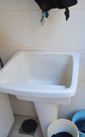 Casa de condomínio para alugar com 300m², 3 quartos e 4 vagasÁrea de Serviço