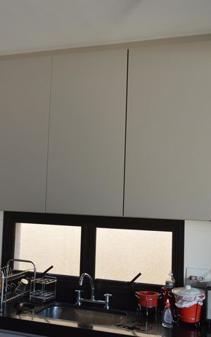 Casa de condomínio para alugar com 300m², 3 quartos e 4 vagasCozinha