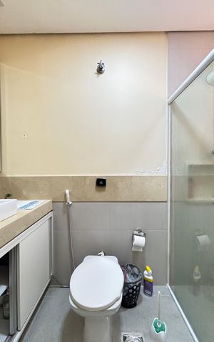 Casa à venda com 180m², 3 quartos e 2 vagas Casa à venda com 180m², 3 quartos e 2 vagasBanheiro da Suíte 2