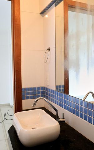 Apartamento à venda com 158m², 2 quartos e 2 vagas Apartamento à venda com 158m², 2 quartos e 2 vagasLavabo