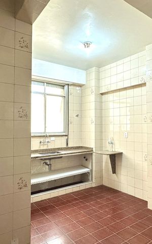 Apartamento à venda com 185m², 3 quartos e sem vaga