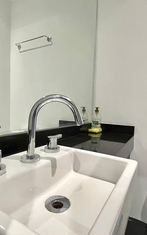 Studio para alugar com 21m², 1 quarto e sem vaga Studio para alugar com 21m², 1 quarto e sem vagaBanheiro