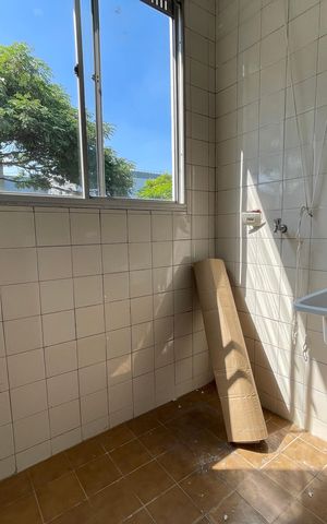 Apartamento à venda com 58m², 2 quartos e 1 vaga Apartamento à venda com 58m², 2 quartos e 1 vagaCozinha e Área de Serviço