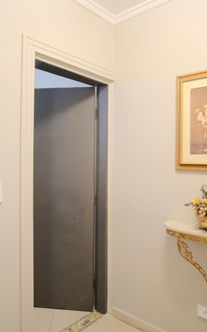 Casa à venda com 250m², 3 quartos e sem vagaHall dos quartos