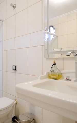 Casa à venda com 250m², 3 quartos e sem vagaBanheiro da Suíte