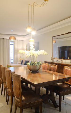 Casa à venda com 250m², 3 quartos e sem vagaSala