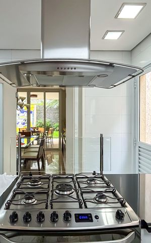 Casa à venda com 450m², 3 quartos e 5 vagas