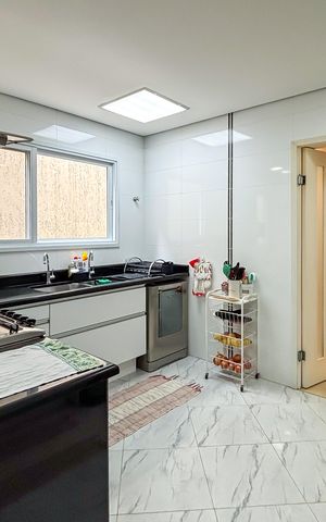 Casa à venda com 450m², 3 quartos e 5 vagas