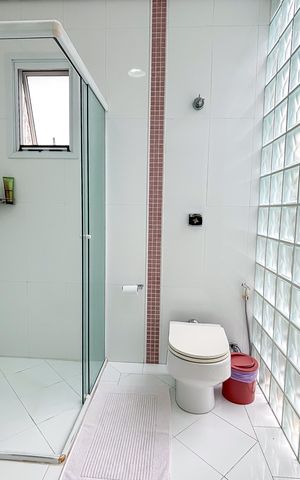 Casa à venda com 450m², 3 quartos e 5 vagas