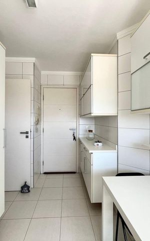 Apartamento para alugar com 112m², 3 quartos e 2 vagasCozinha