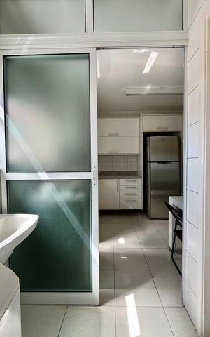 Apartamento para alugar com 112m², 3 quartos e 2 vagasÁrea de Serviço
