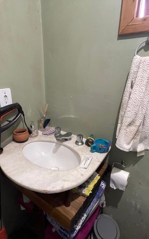 Casa para alugar com 130m², 2 quartos e 6 vagas