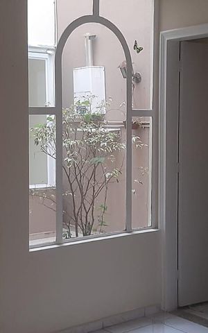 Casa à venda com 240m², 4 quartos e 4 vagas Casa à venda com 240m², 4 quartos e 4 vagasÁrea externa