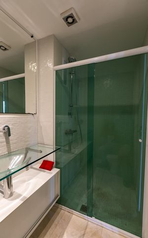 Apartamento à venda com 74m², 1 quarto e 2 vagas Apartamento à venda com 74m², 1 quarto e 2 vagasBanheiro