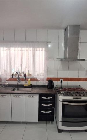 Casa à venda com 114m², 3 quartos e 2 vagas