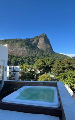 Apartamento à venda com 130m², 2 quartos e 1 vaga Apartamento à venda com 130m², 2 quartos e 1 vagaÁrea externa