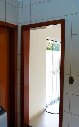 Casa de condomínio para alugar com 600m², 5 quartos e 6 vagasCozinha e Área de Serviço