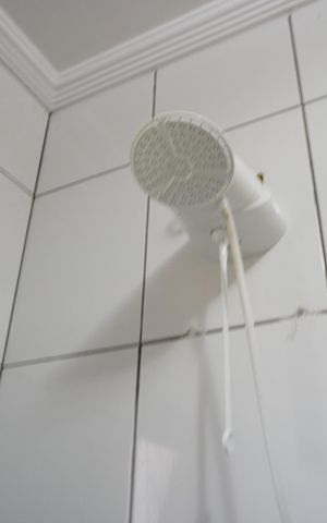 Casa de condomínio para alugar com 600m², 5 quartos e 6 vagasBanheiro Social 2