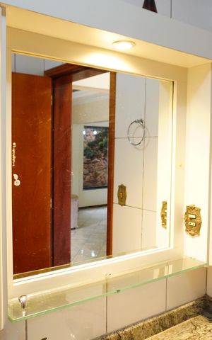 Casa de condomínio para alugar com 600m², 5 quartos e 6 vagasBanheiro Social 2