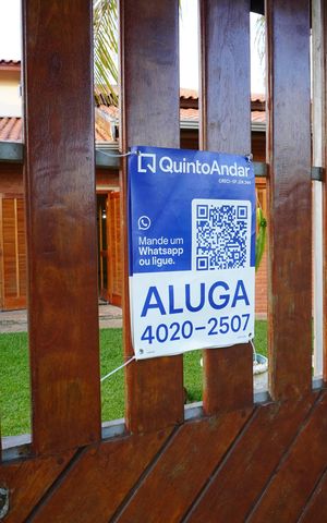 Casa de condomínio para alugar com 600m², 5 quartos e 6 vagasinstalação da plaquinha kjfk-265